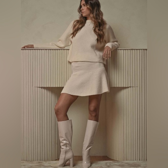 NWT Mable Carter Long Sleeve Sweater Knit Top And Flare Skirt Set- Size Small - Picture 11 of 13